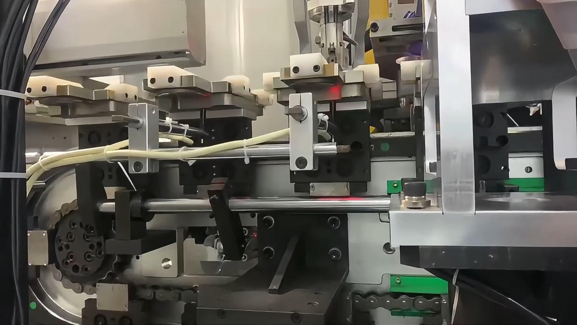 立式环形导轨手艺剖析与今年会官网自动化解决方